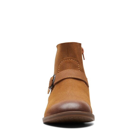 NWT Clarks Camzin Loop Ankle Boot | Size: 11 | Style: TAN SUEDE - Picture 4 of 11